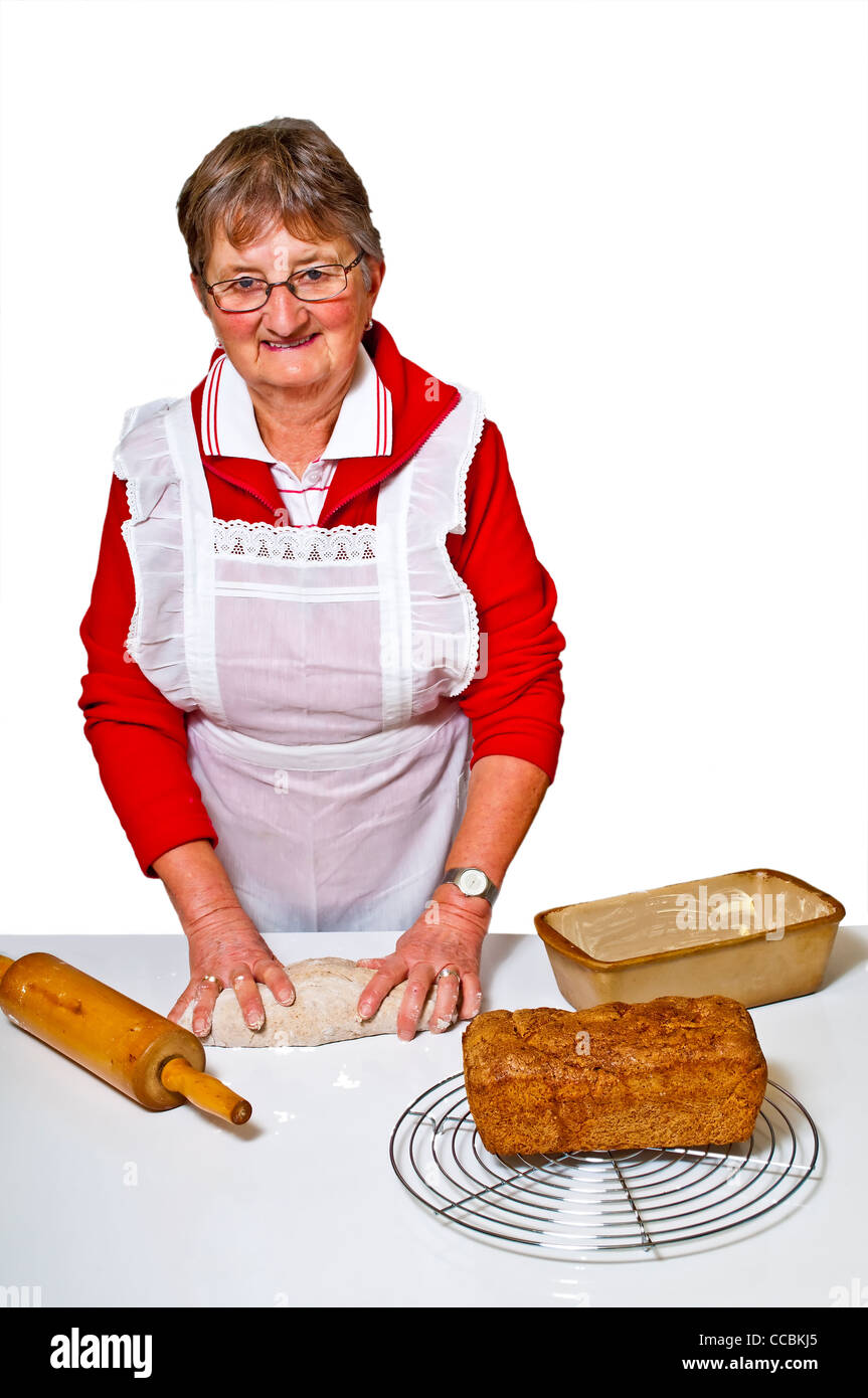 Titolare di pensione o di rendita tutta la cottura del pane di grano Foto Stock