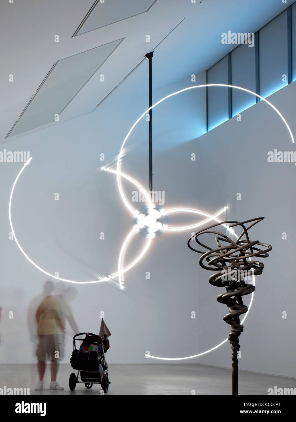 Il nuovo Turner Contemporary Art Gallery di Margate sulla costa della contea del Kent settentrionale è situato direttamente sul lungomare. Il sito è stato Foto Stock