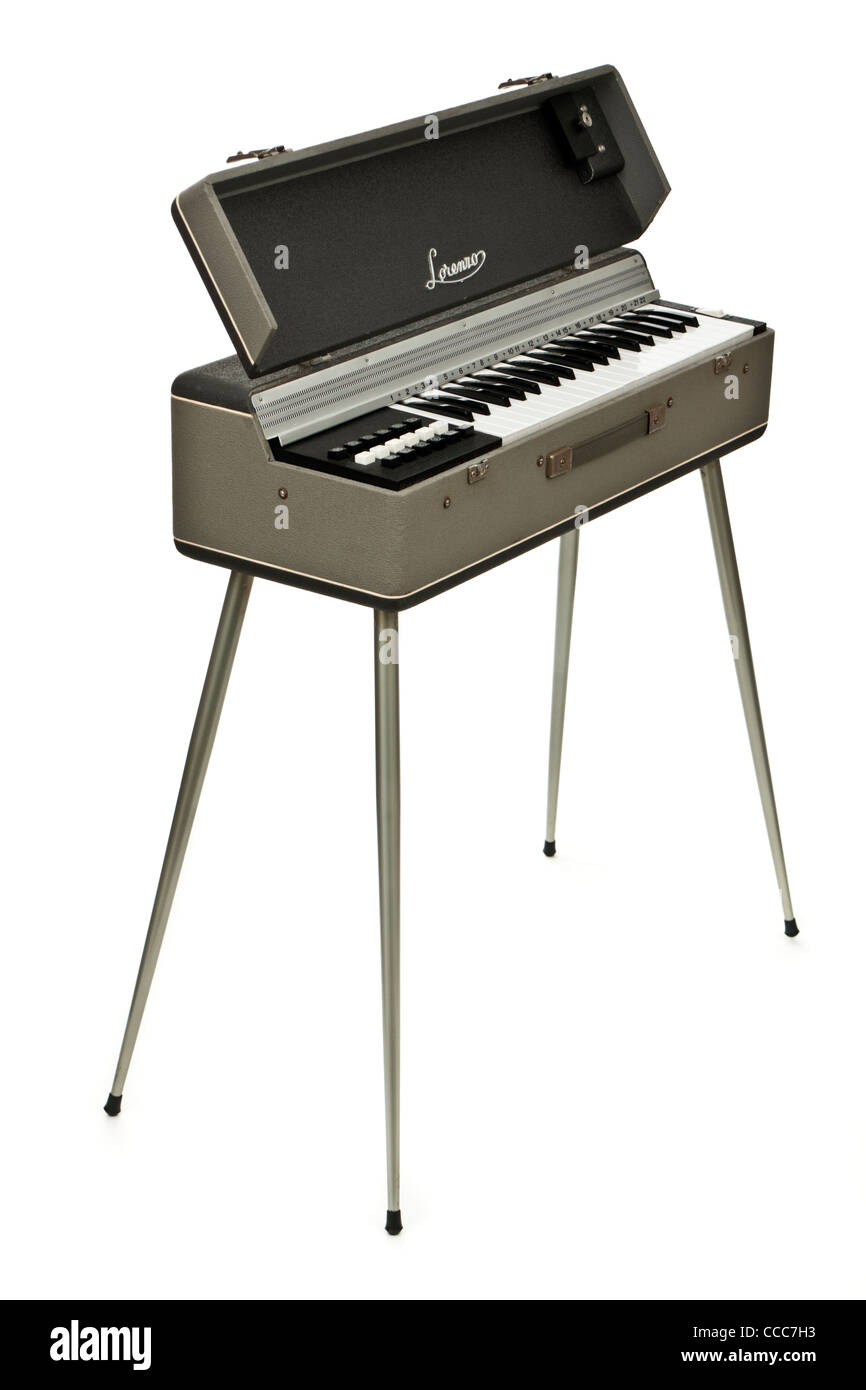 Vintage anni sessanta ventilatore portatile azionato a 18-corda organo a canne da Lorenzo (Italia) Foto Stock