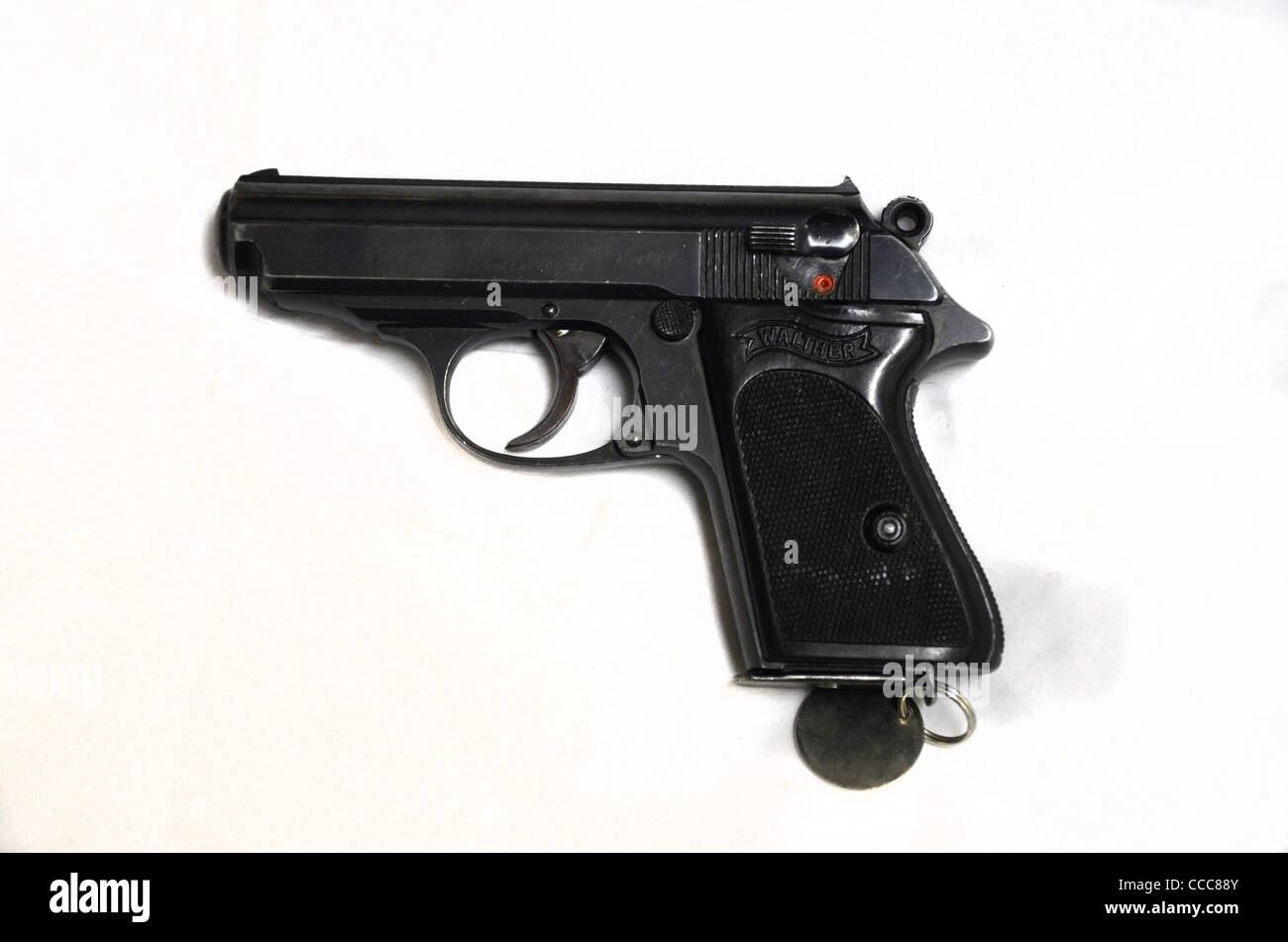 Il tedesco Walther PPK 7,65mm Automatic ampiamente utilizzato dalla Wehrmacht Foto Stock