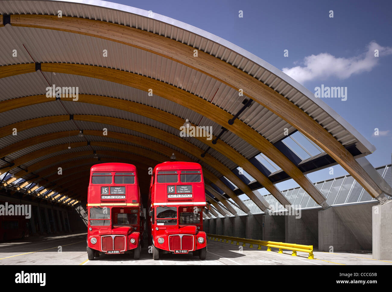 Il nuovo West Ham Bus Garage per autobus di Londra è uno dei più grandi garage per autobus in Europa. Questo è uno dei tre garage per Tfl Foto Stock