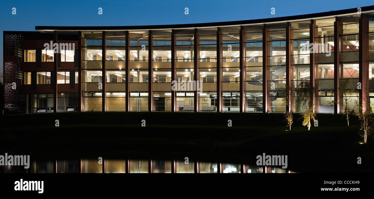 Il villaggio di Stewartby deve la sua esistenza alla fabbricazione di mattoni e progetto Kimberley (prende il nome da uno dei vecchi forni Foto Stock