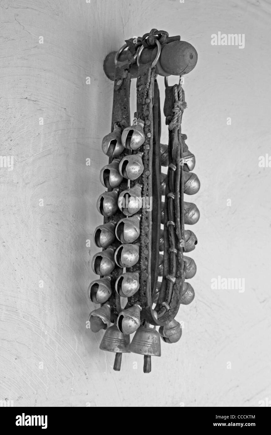 Ghungroo, musicale anklet, molte piccole campane metalliche messi insieme, India Foto Stock