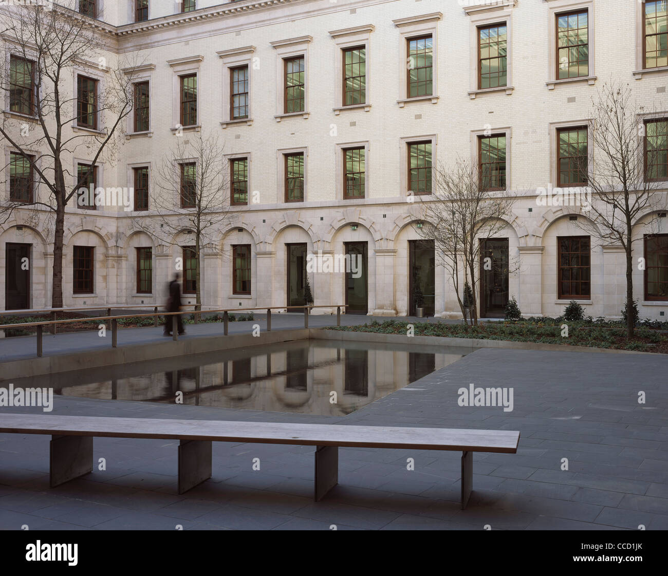 HM TREASURY cortile con paesaggio da Kathryn Gustafson(GUSTAFSON PORTER) Foto Stock