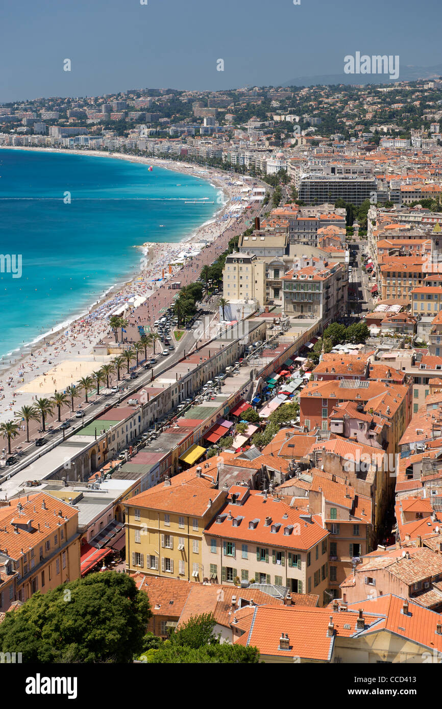 La Baie des Anges (Baia degli Angeli) e la città di Nizza sulla costa mediterranea nel sud della Francia. Foto Stock