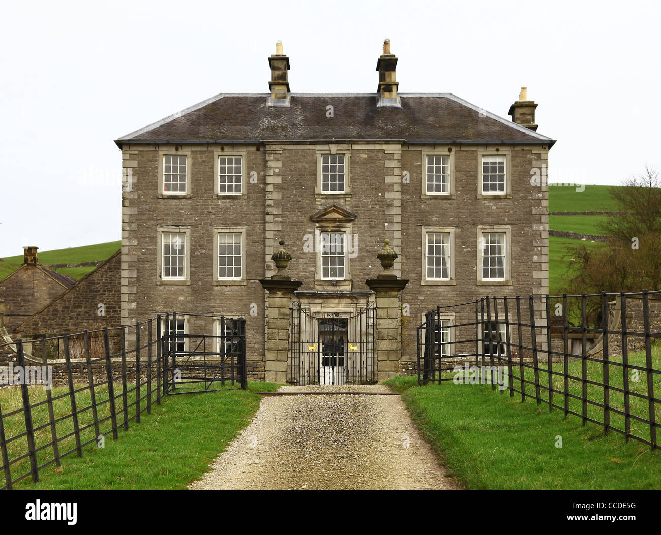 Castern Hall è un hotel a conduzione familiare del xviii secolo country house casa situata nella valle del collettore vicino Ilam Staffordshire, England, Regno Unito Foto Stock