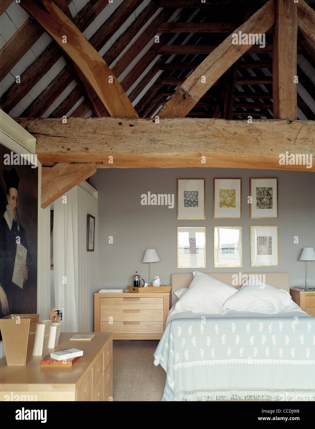 Corte fienile NEL COMPLESSO DI UNA CAMERA DA LETTO Foto Stock