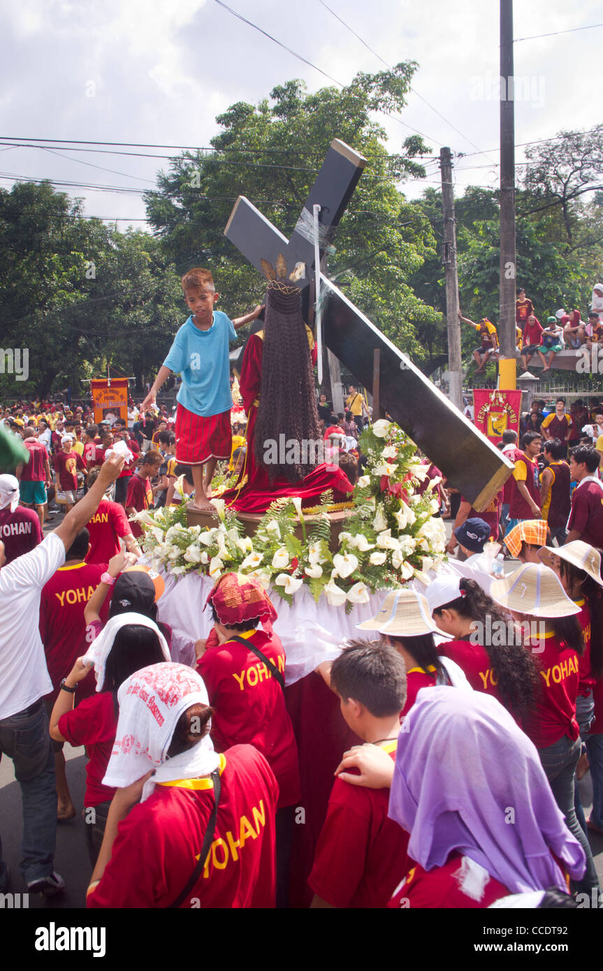 Processione annuale del Nazareno nero in Quiapo, Manila Filippine. Foto Stock