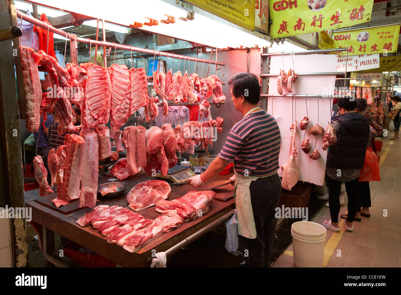 La carne di maiale macellai di stallo a Aberdeen municipal mercato coperto di hong kong RAS di Hong kong cina asia Foto Stock