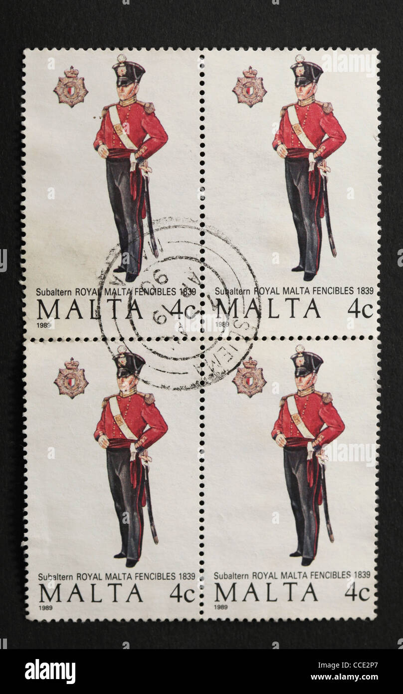 Vintage francobolli per commemorare il Royal Malta Fencibles Foto Stock