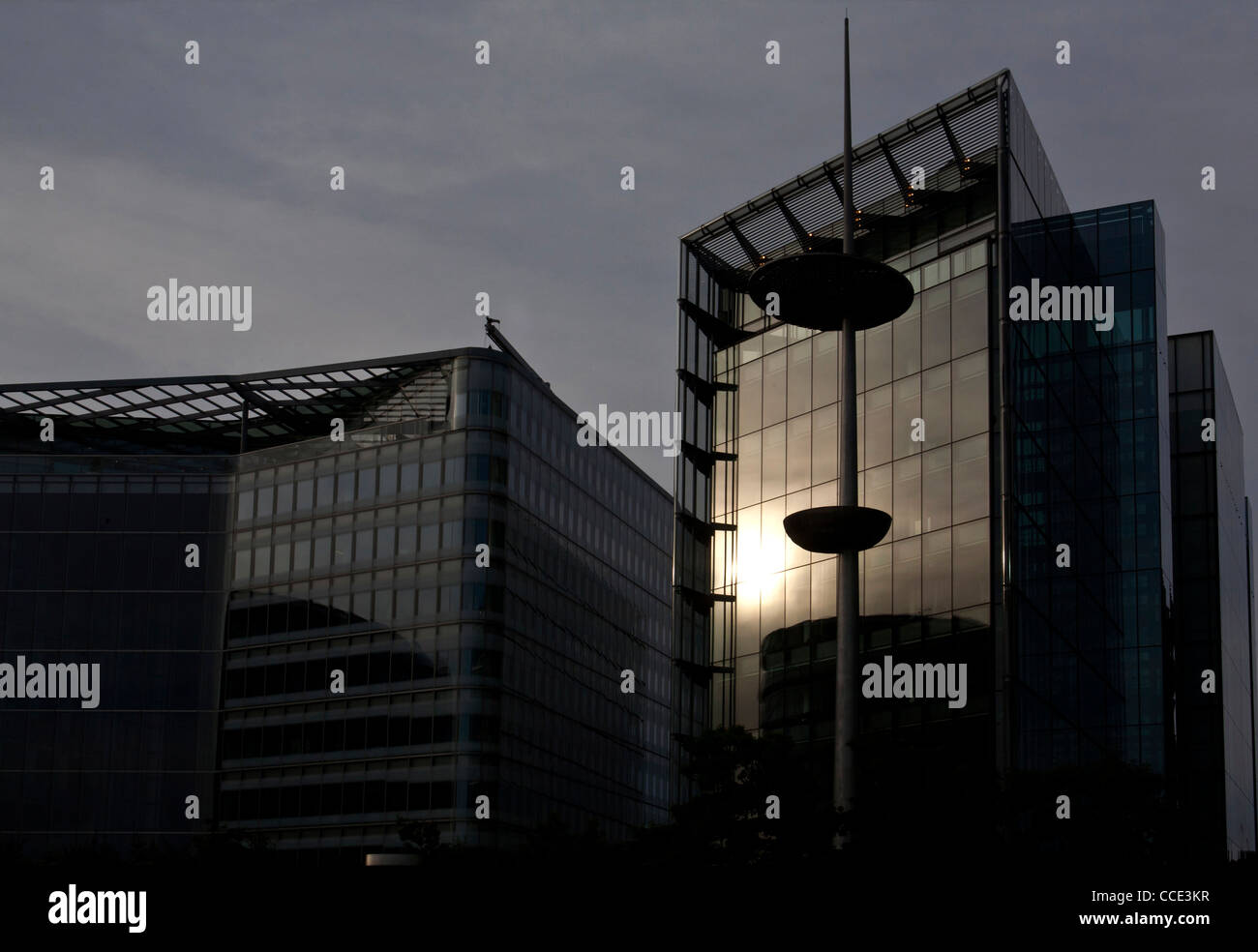 Edifici di Southbank a Londra nelle prime ore del mattino. Foto Stock