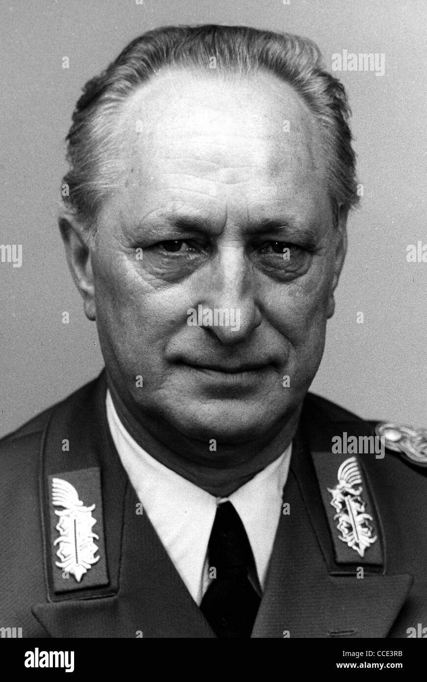Generale dell esercito Heinz Kessler *20.10.1920: il Ministro della difesa della RDT 1985 - 1989. Foto Stock