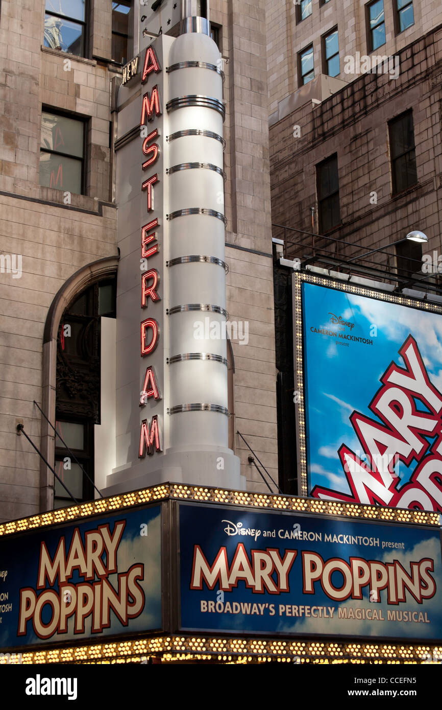 Mary Poppins teatro tendone, New Amsterdam Theater, Times Square, 42nd Street, NYC Foto Stock