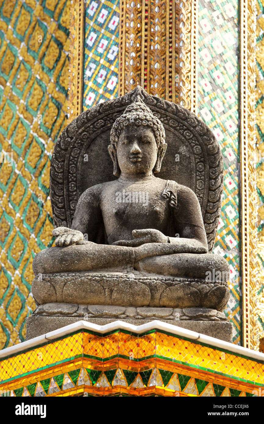 Il Buddha al tempio di Wat Phra Kaeo. Bangkok. Della Thailandia Foto Stock