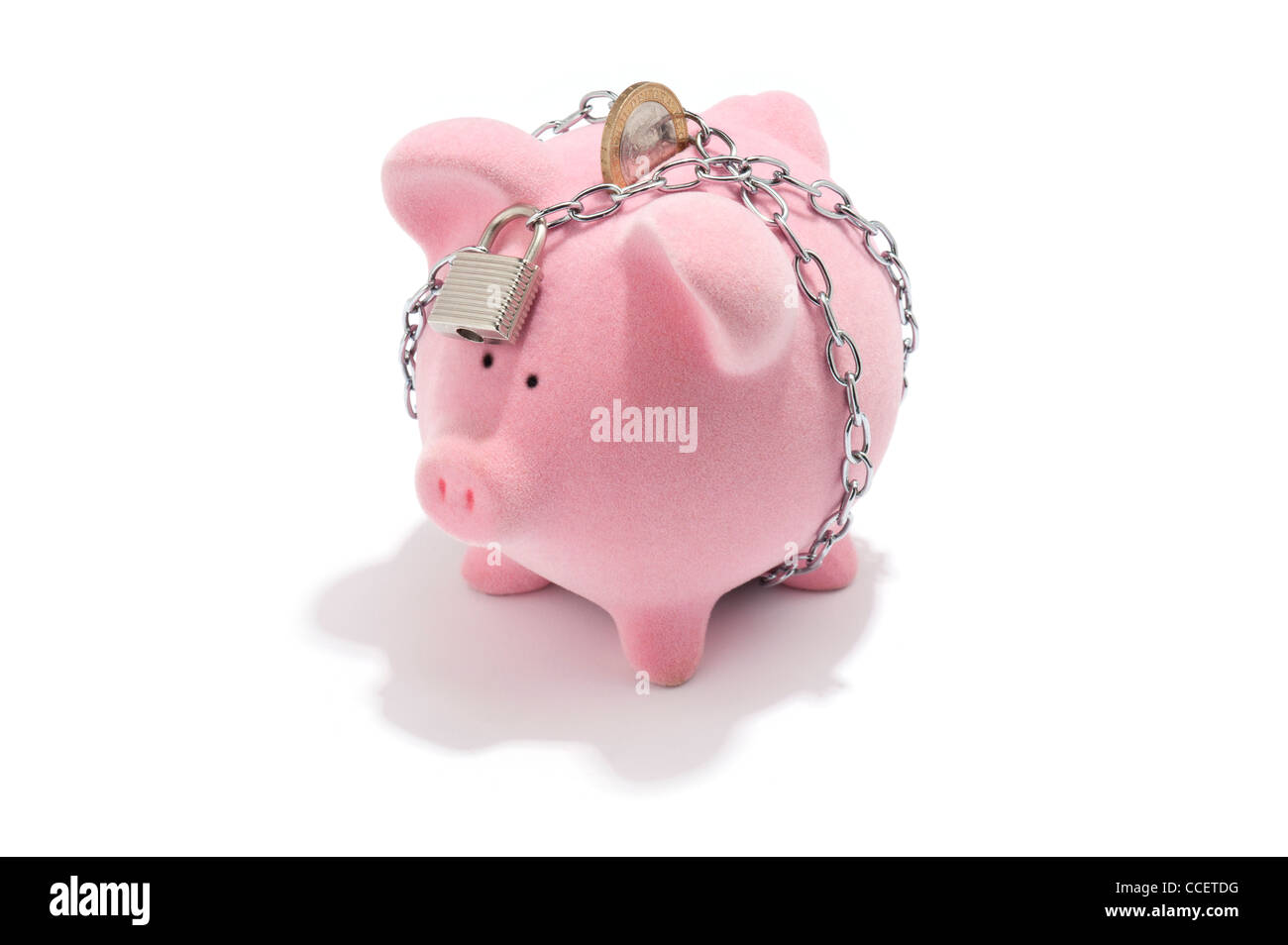 Una catena e bloccato salvadanaio con un Euro moneta in esso Foto Stock