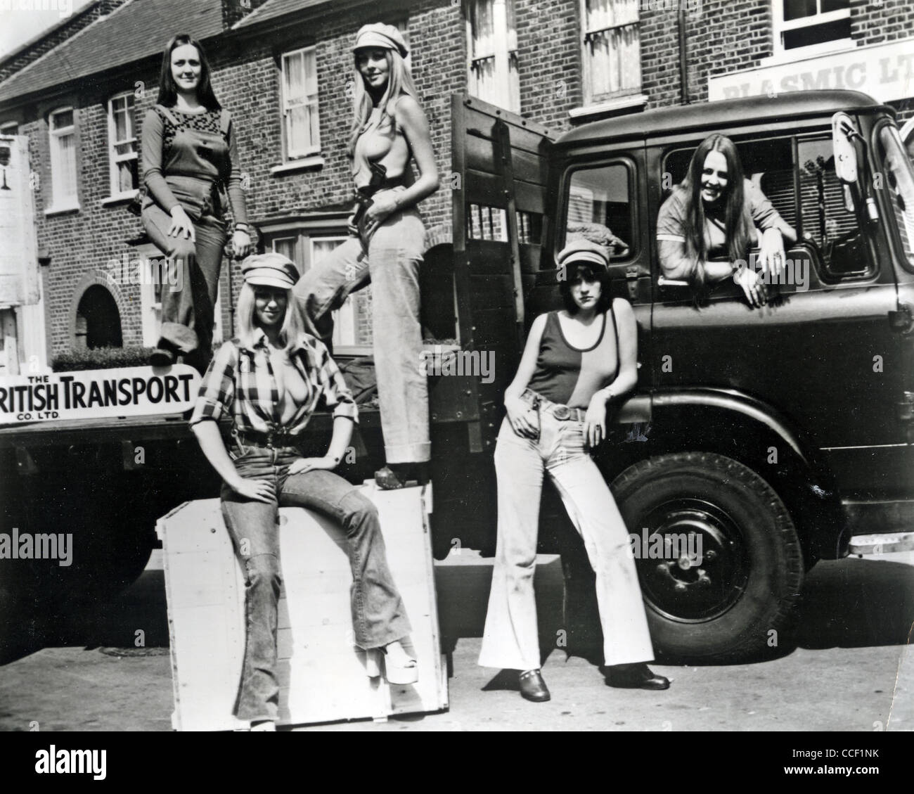 Madre TRUCKER UK girl band circa 1975 - vedere la descrizione riportata di seguito per i nomi Foto Stock