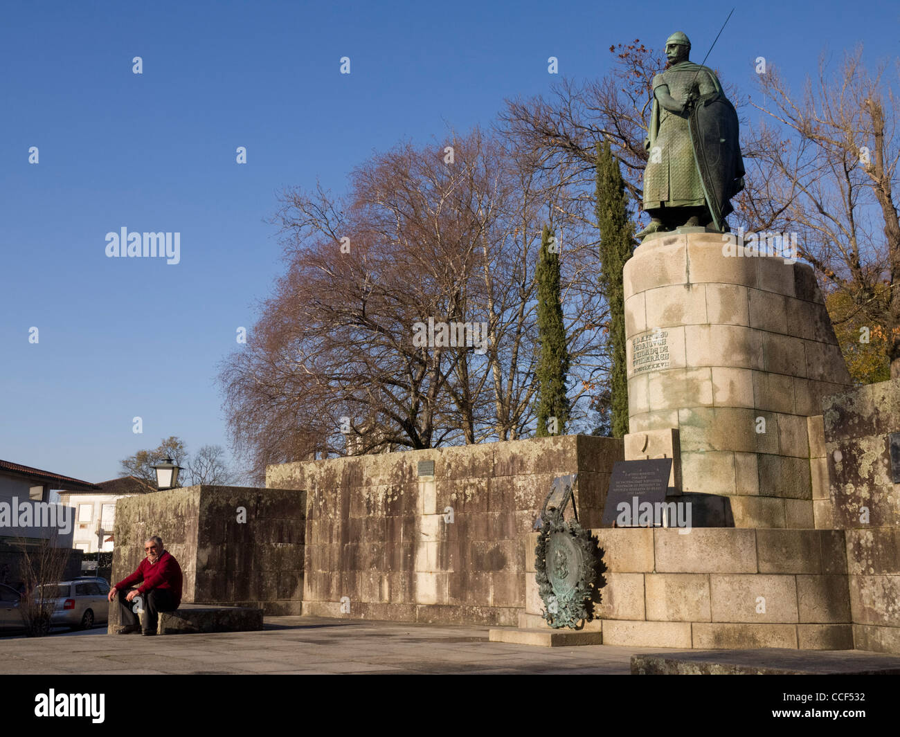 Statua del primo re portoghese D. Afonso Henriques di Guimaraes, Portogallo Foto Stock