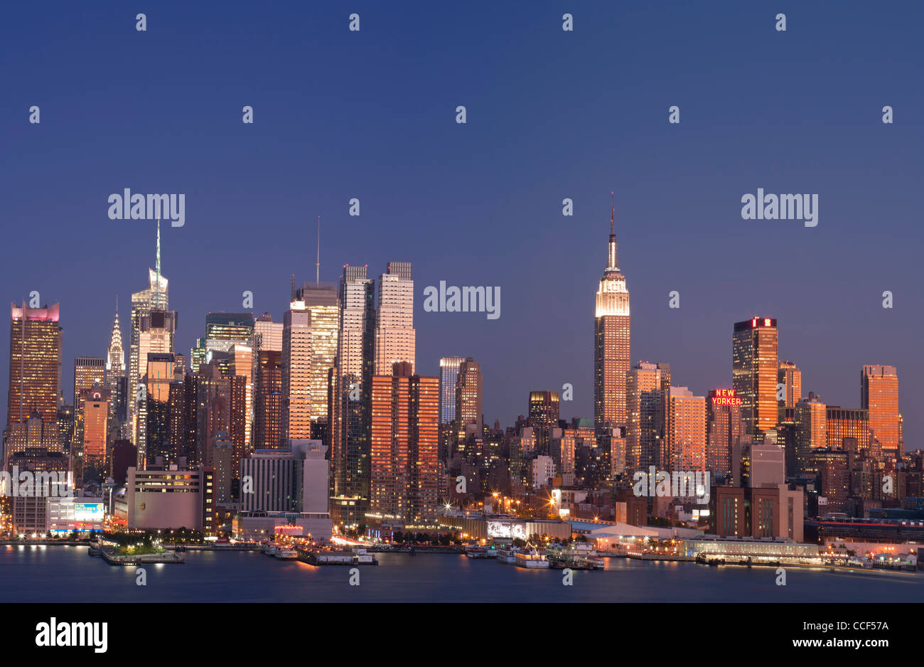 Midtown skyline di Manhattan dal fiume Hudson Foto Stock