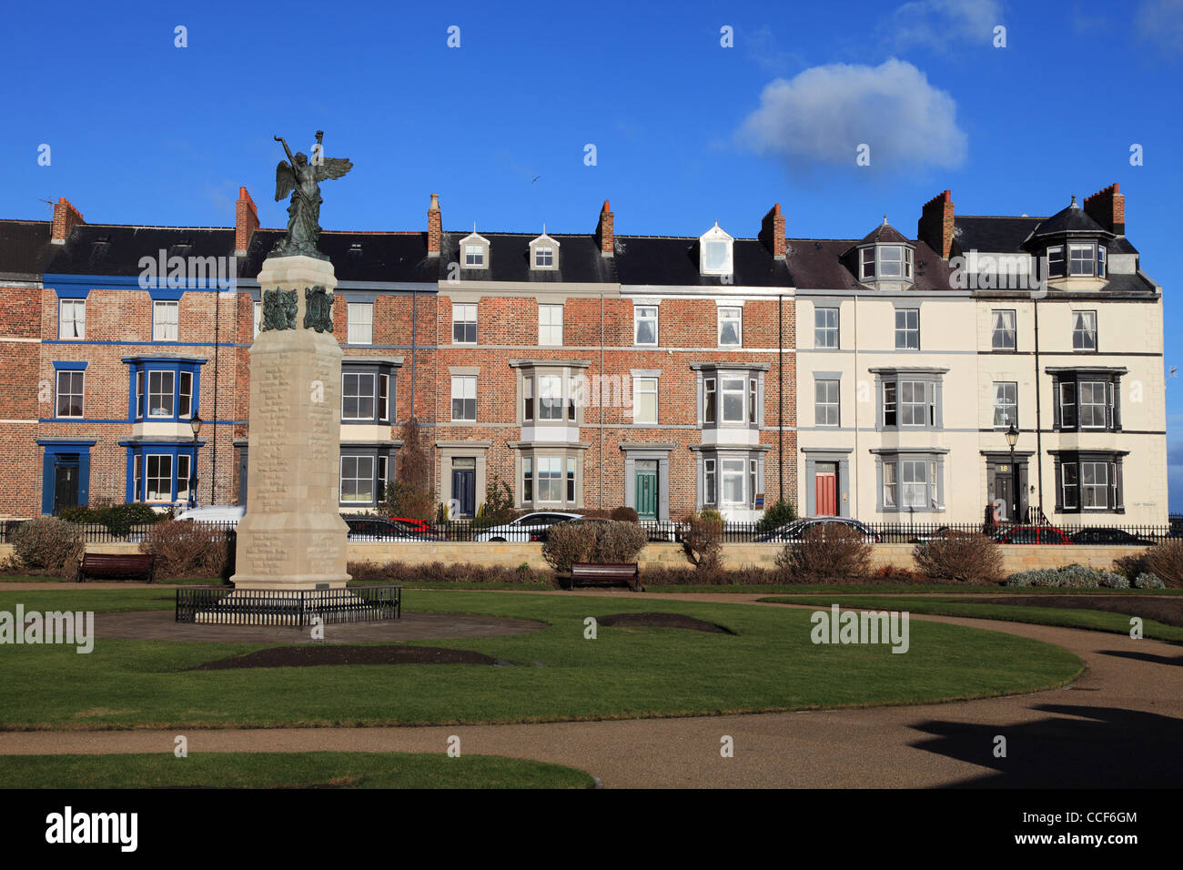 War Memorial Redheugh giardini e Cliff Terrazza Hartlepool Headland, North East England, Regno Unito Foto Stock