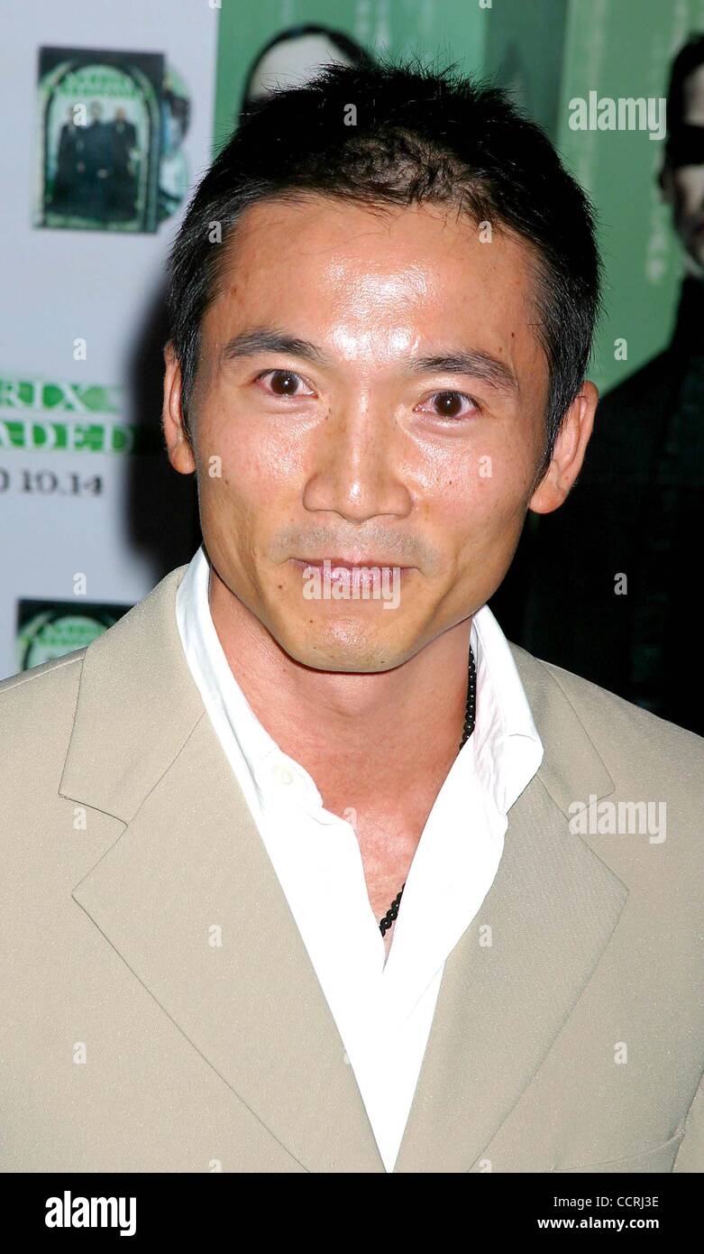 Ottobre 8, 2003 - Hollywood, California, Stati Uniti - Mi7930CHW .il Matrix Reloaded - DVD LAUNCH PARTY .A MORTONS, West Hollywood, CA.10/08/2003 . / / 2003.Collin Chou(Immagine di credito: Â© Clinton Wallace/Globe foto/ZUMAPRESS.com) Foto Stock