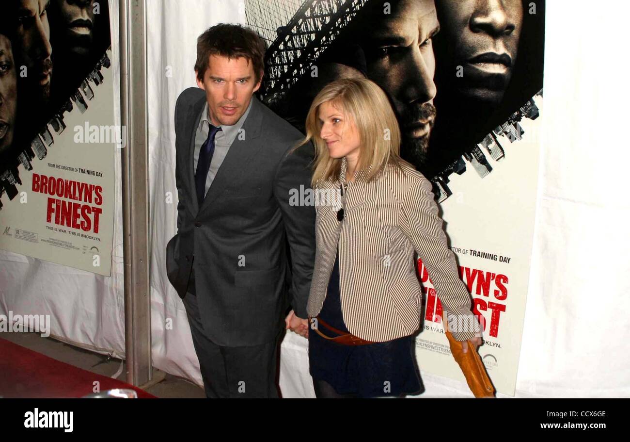 Mar 02, 2010 - New York New York, Stati Uniti - New York premiere di ''Brooklyn's Finest'' a AMC Loews Lincoln Square Theatre NYC 03-02-2010 Foto dal telemetro- Foto Inc.Â©2010.ETHAN HAWKE.K63738RM(Immagine di credito: Â© Rick Mackler/Globe foto/ZUMApress.com) Foto Stock