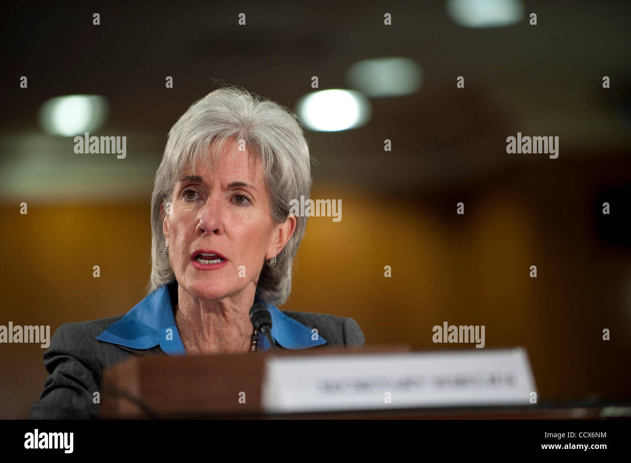 Mar 10,2010 - Washington, Distretto di Columbia USA - Kathleen Sebelius, segretario della Sanità e dei servizi umani, parla al Senato stanziamenti sottocomitato sul lavoro, HHS e istruzione mercoledì. (Credito Immagine: © Pete Marovich/ZUMA Press) Foto Stock