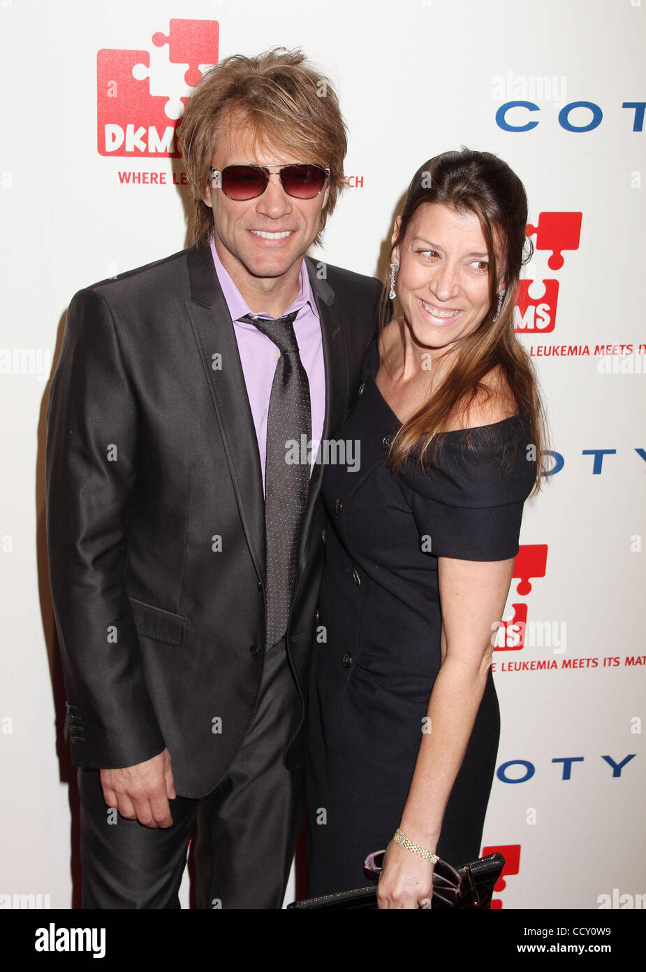 Il cantante Jon Bon Jovi e sua moglie Dorothea HURLEY frequentare il "km" quarta gala annuale: legato contro la leucemia" tenutasi presso Cipriani 42nd Street. Foto Stock