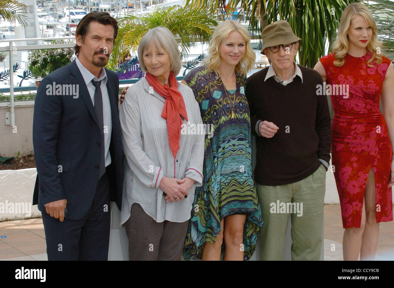 Attori Josh Brolin, Gemma Jones, Naomi Watts, scrittore e regista Woody Allen e Lucia. Foto Stock