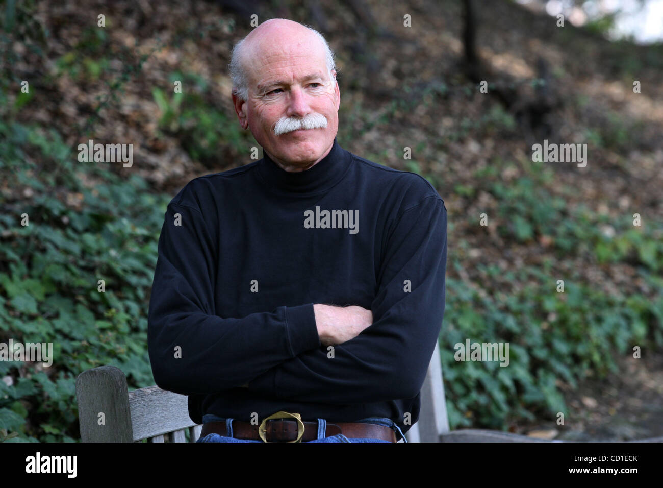 Mar 12, 2008 - Stanford , California, USA - TOBIAS WOLFF ultimo libro è "Nuovo e Storie selezionate.' Wolff è un professore nella Scuola di Scienze Umanistiche e delle Scienze presso la Stanford University e ha insegnato inglese a partire dal 1997. (Credito Immagine: © Norbert von der Groeben/Norbeert von der Groeben/ZUMA premere Foto Stock