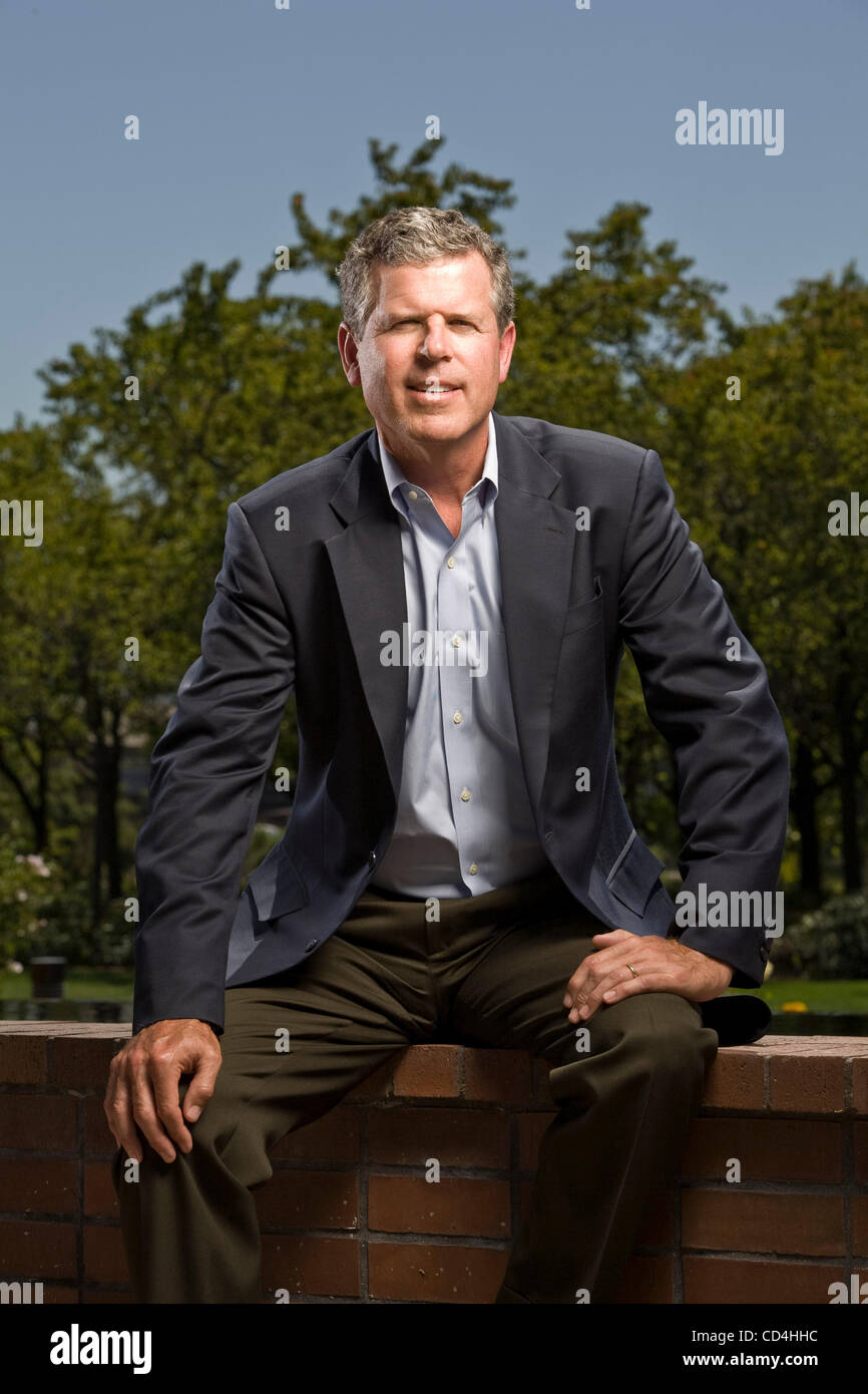 Oct 10, 2008 - Menlo Park, California, Stati Uniti d'America - Don Bosco, 54, Managing Director di Draper Fisher Jurvetson è fotografato a loro Menlo Park uffici su settembre 3, 2008. (Credito Immagine: © Martin Klimek/ZUMA Press) Foto Stock