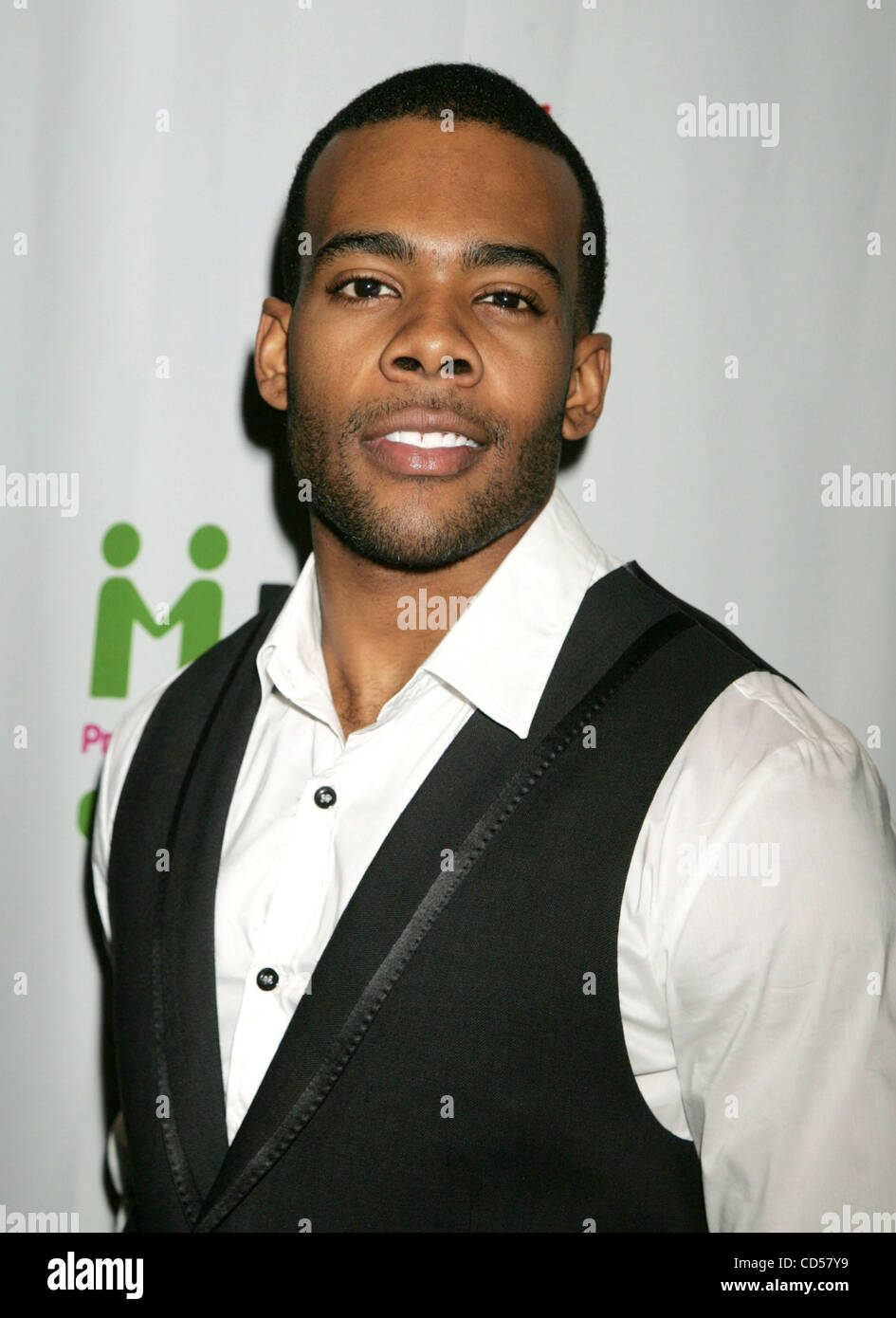 20 nov 2008 - New York, NY, STATI UNITI D'AMERICA - cantante MARIO assiste il Mentor Foundation di New York inaugurale a tema Royal Gala tenutosi presso il Waldorf Astoria Hotel. (Credito Immagine: © Nancy Kaszerman/ZUMA Press) Foto Stock
