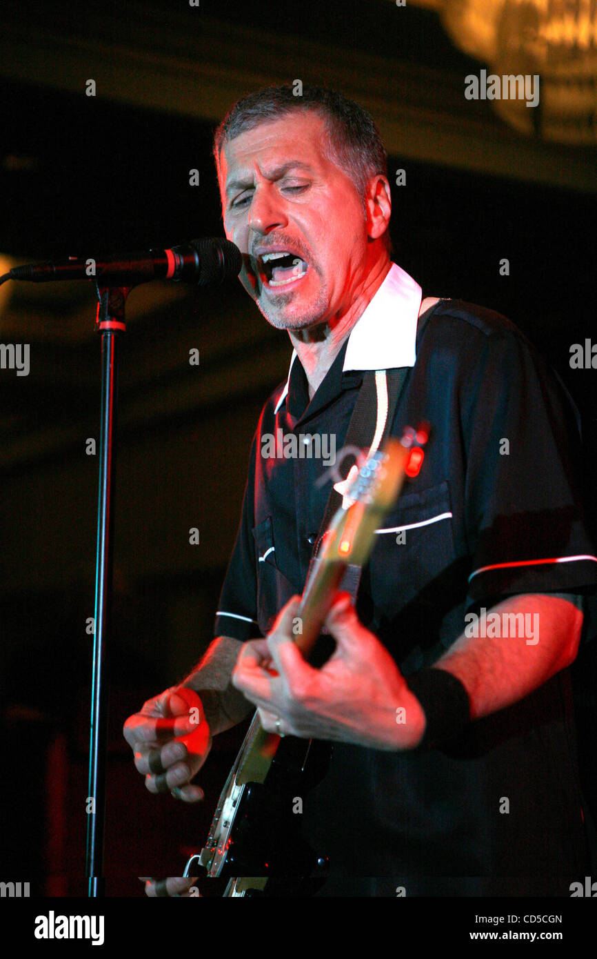 Il cantante Johnny Rivers performslive in una festa privata presso la capitale Conference 2008, Aprile 14, 2008 a Washington, DC.. (Foto di Ringo Chiu / Zuma Press) Foto Stock