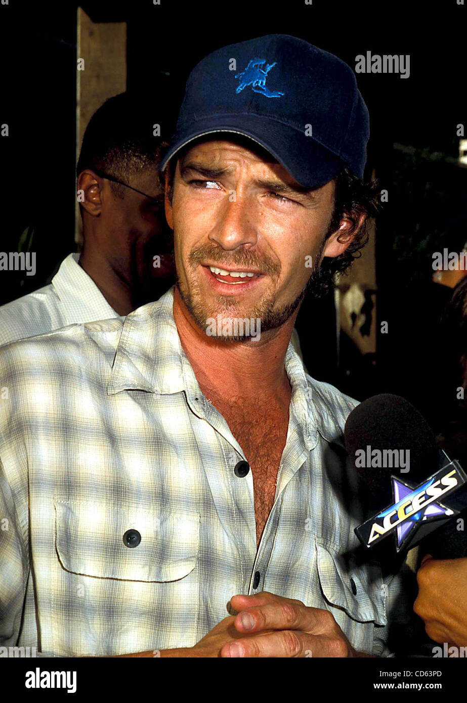 Agosto 13, 2003 - Hollywood, California, Stati Uniti - Mi7883.GAMMA OPEN PREMIERE AL ARCLIGHT CINEMA HOLLYWOOD ,CA.08/11/2003. / / 2003.LUKE PERRY(Immagine di credito: Â© Phil Roach/Globe foto/ZUMAPRESS.com) Foto Stock