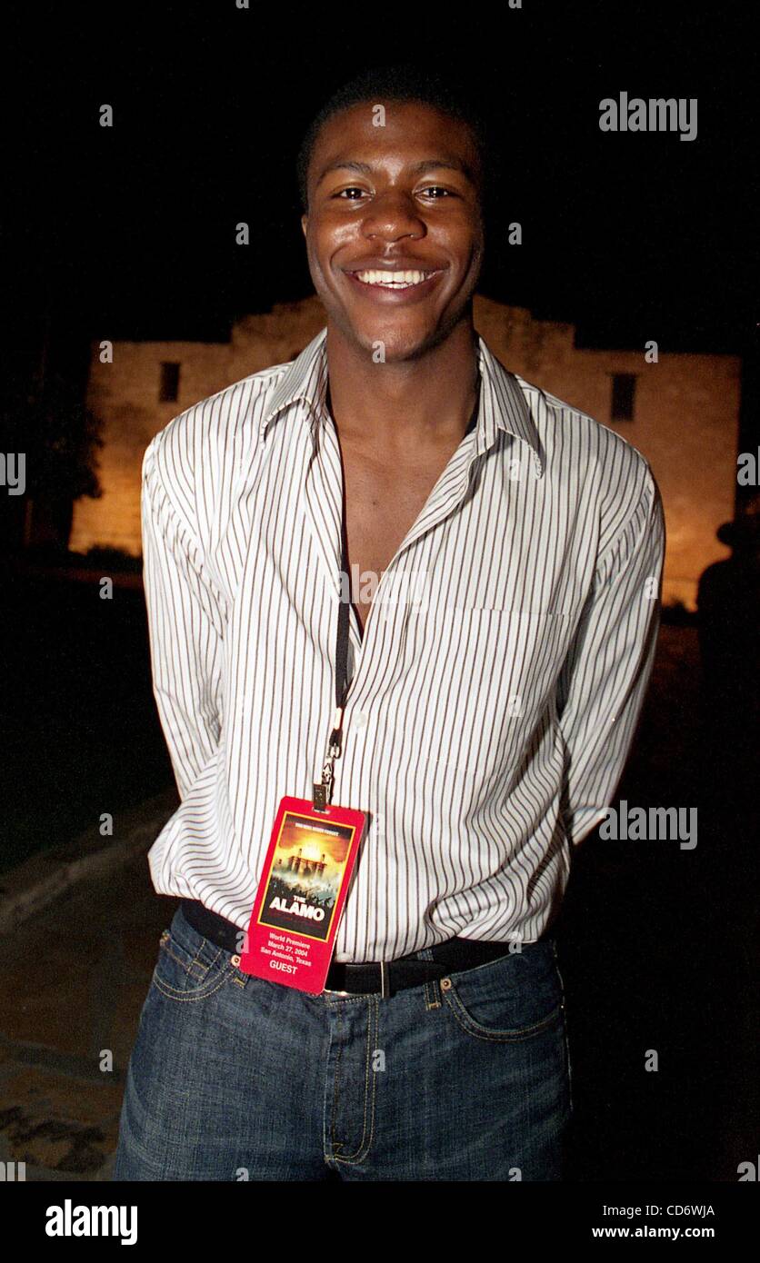 27 mar 2004 - San Antonio, Texas, Stati Uniti - Premiere di Alamo , San Antonio , Texas , Edwin Hodge ha , 03/27/2004. / K36349JN(Immagine di credito: © Jeff Newman/Globe foto/ZUMAPRESS.com) Foto Stock