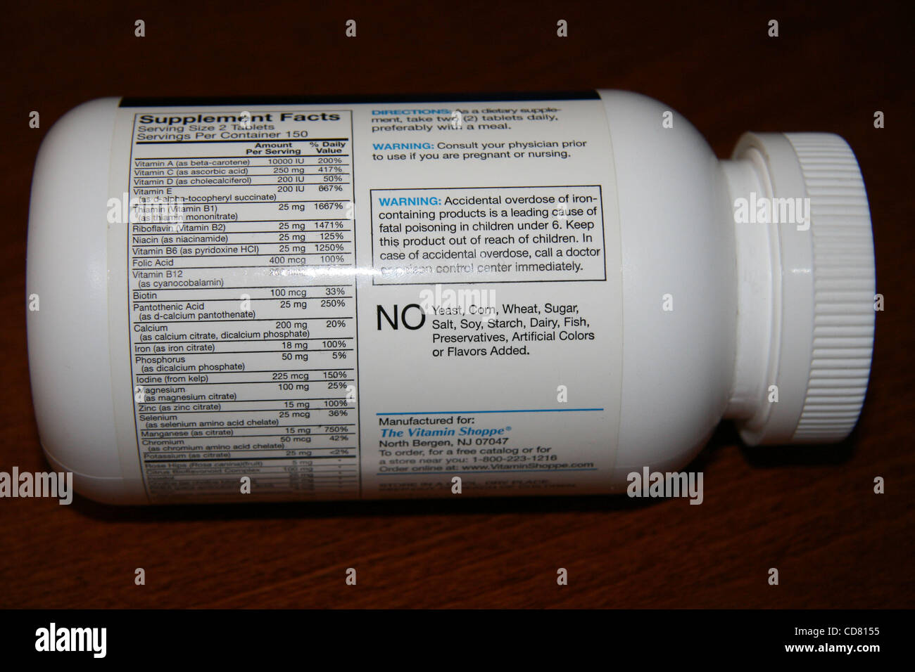 Mar 24, 2008 - Bergen County, New Jersey, Stati Uniti d'America - attrici Elena Klyachman et al rivendica la vitamina Shoppe Inc., natura del valore Inc. e altri imputati impegnate in pratiche commerciali sleali nella fabbricazione, marketing, pubblicità e distribuzione della vitamina Shoppe marchio " soprattutto per Wo Foto Stock