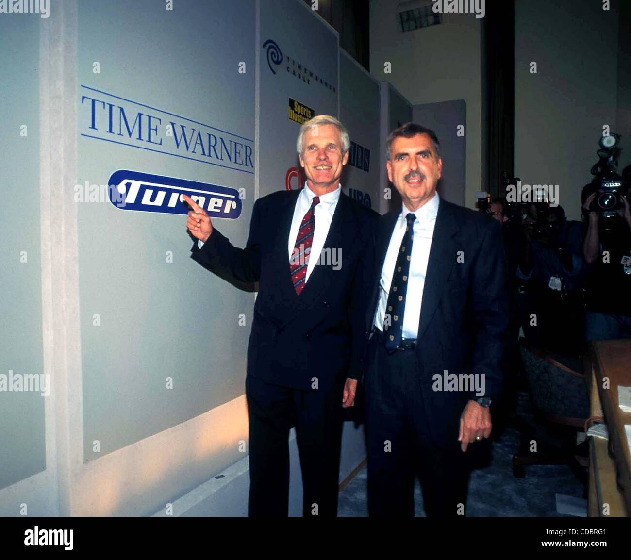 TEDTURNERRETRO.K2651AR. SD09/22/1995.TIME WARNER & Turner Broadcasting fusione.TED TURNER GERALD LEVIN.(Immagine di credito: Â© Andrea Renault/Globe foto/ZUMAPRESS.com) Foto Stock