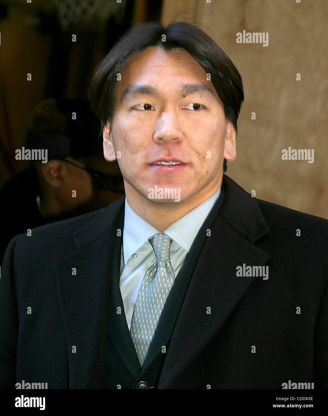 Il 1 gennaio, 2011 - New York New York, Stati Uniti - (JAPANESE BASEBALL PLAYER) HIDEKI MATSUI.K28535RM SD0114.lasciando ''REGIS E KELLY'' SHOW DI NEW YORK New York. / 2003(Credit Immagine: Â© Rick Mackler/Globe foto/ZUMAPRESS.com) Foto Stock