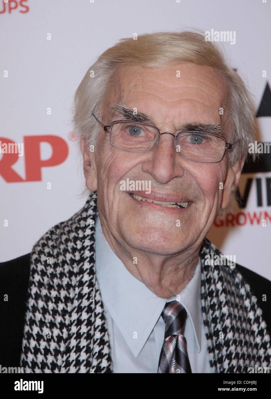 Feb 07, 2011 - Los Angeles, California, Stati Uniti d'America - Attore Martin Landau all'AARP "ovies per adulti' Awards tenutosi presso il Beverly Wilshire Hotel. (Credito Immagine: © Jeff Frank/ZUMAPRESS.com) Foto Stock