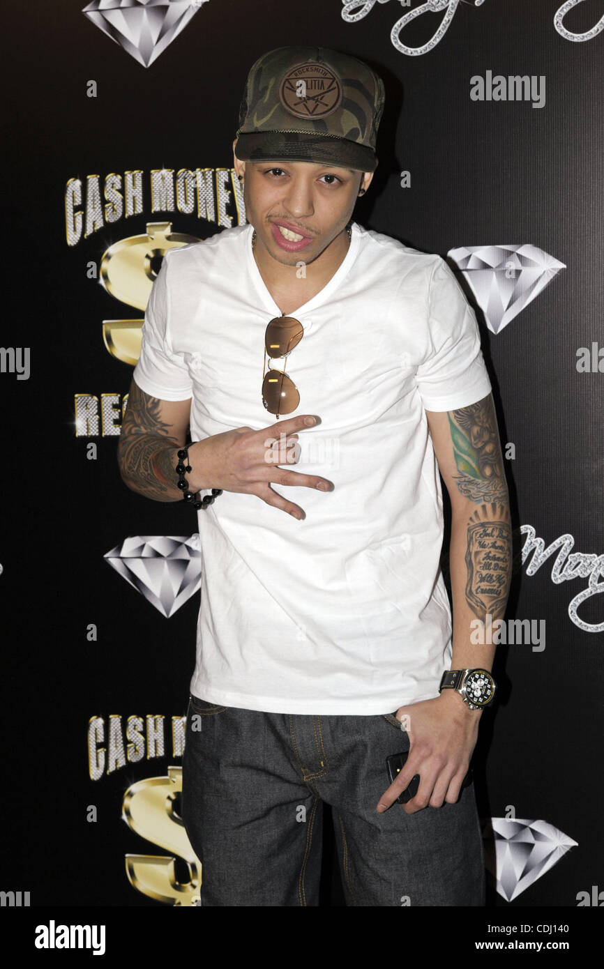 Febbraio 13, 2011 - West Hollywood, California, Stati Uniti - Rapper CORY GUNZ assiste il denaro contante record Pre-Grammy annuale Awards Party presso la partita in West Hollywood, sabato 12 febbraio, 2011. (Credito Immagine: © Amy Harris/ZUMAPRESS.com) Foto Stock