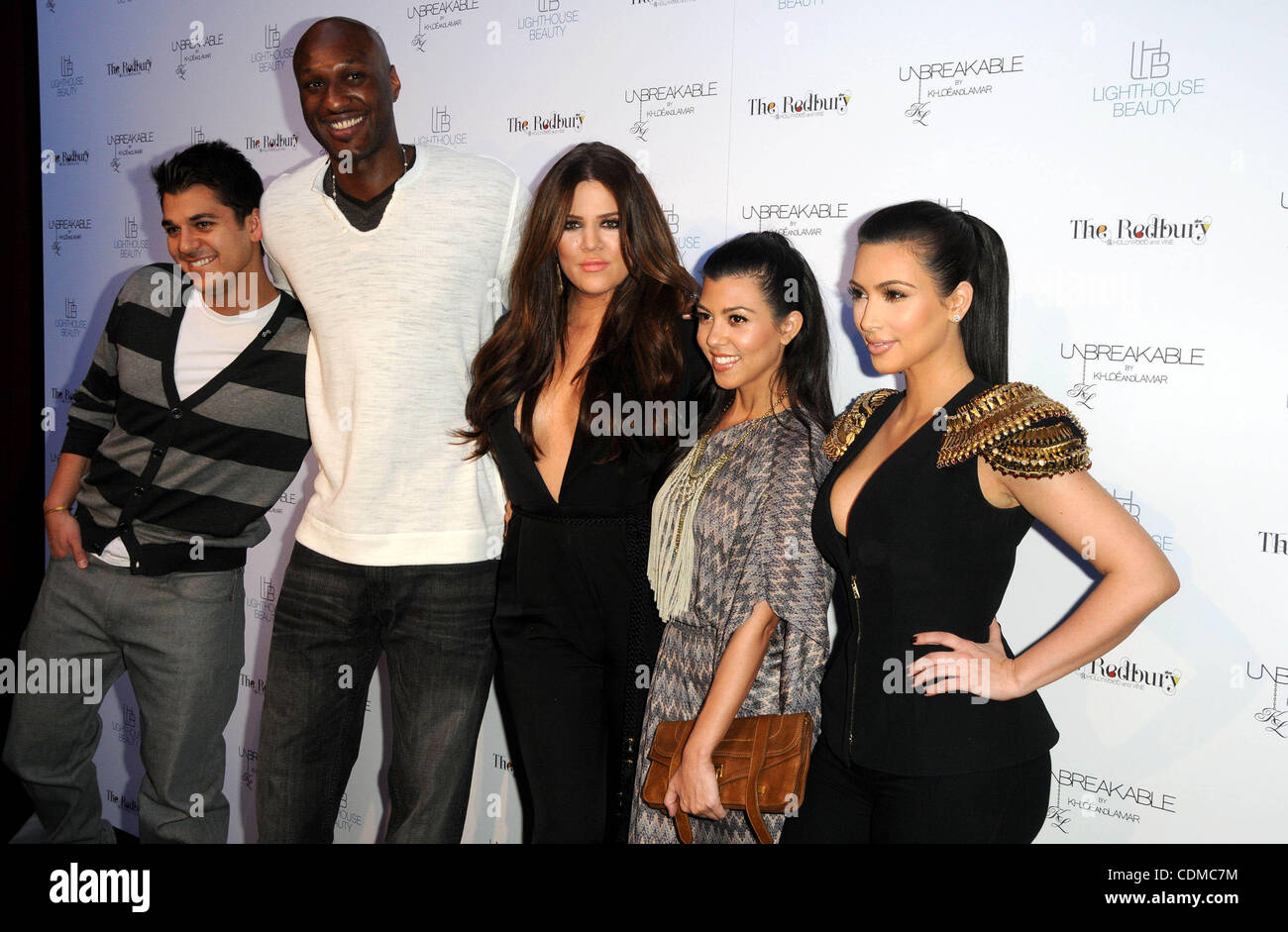 Aprile 4, 2011 - Los Angeles, California, Stati Uniti - Rob Kardashian, Lamar Odem, Kim Kardashian, Khloe Kardashian e Kourtney Kardashian frequentando Khloe Kardashian Odom e Lamar Odom fragranza di lancio per ''infrangibile" tenutosi presso la Redbury Hotel in Hollywood, la California il 4/4/11.foto da: - Foto Foto Stock