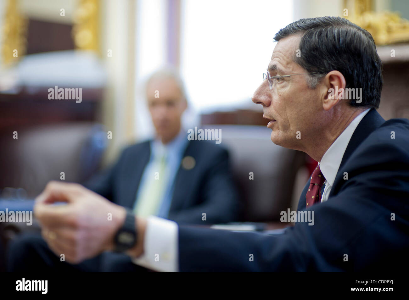 Giugno 21, 2011 - Washington, Distretto di Columbia, Stati Uniti - Il senatore John BARRASSO (R-WY) durante un briefing alla stampa in healthcare e dell'economia. (Credito Immagine: © Pete Marovich/ZUMAPRESS.com) Foto Stock