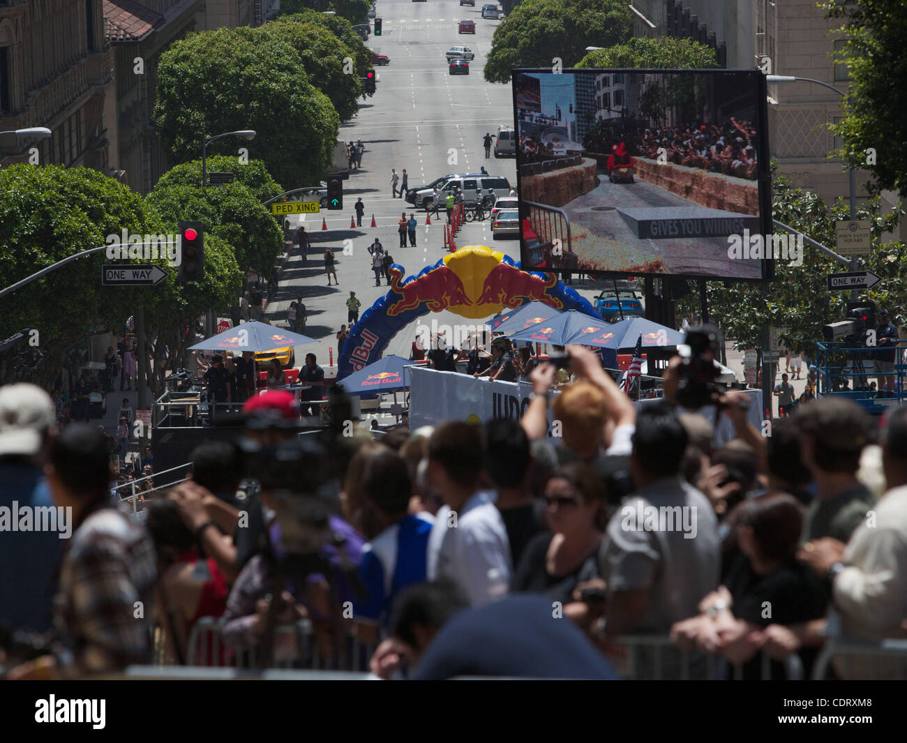21 maggio 2011 - Los Angeles, California, Stati Uniti - Ampio riprese della discesa di corso presso la Red Bull Soapbox Race Downtown Los Angeles sabato (credito Immagine: © Karl Polverino/ZUMAPRESS.com) Foto Stock