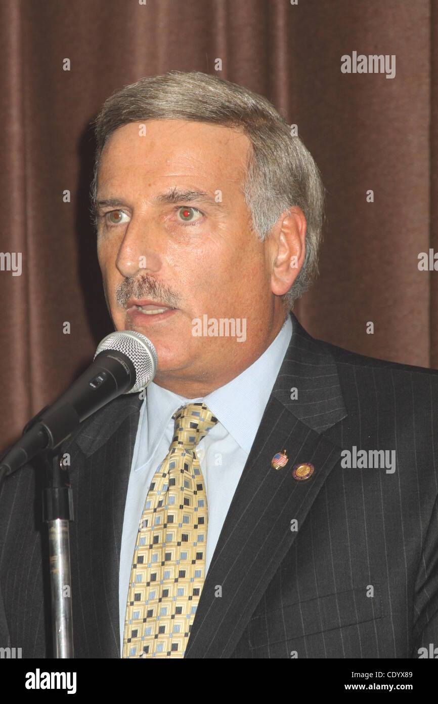 Sett. 6, 2011 - New York New York, Stati Uniti - DAVID WEPRIN.9TH CONGRESSIONAL Distretti di San Barnaba CHIESA HOWARD BEACH QUEENS NY 6 settembre 2011 (credito Immagine: Â© Mitchell Levy/Globe foto/ZUMAPRESS.com) Foto Stock