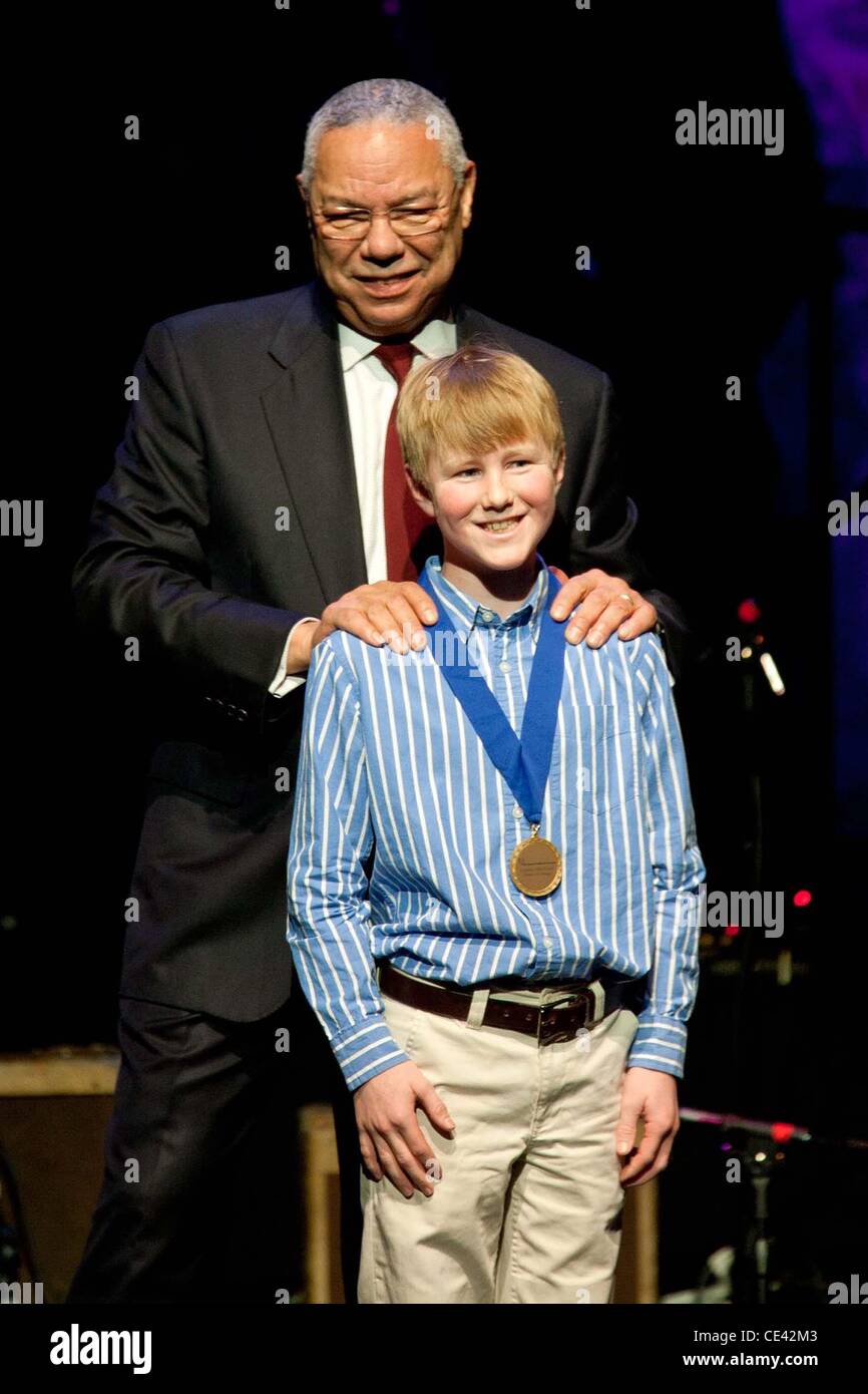 General Colin Powell e Paddy O'Brien concerto benefico per UCSF Benioff ospedale per bambini, tenutosi a Nob Hill Masonic Auditorium - all'interno di San Francisco, California - 08.12.10 Foto Stock