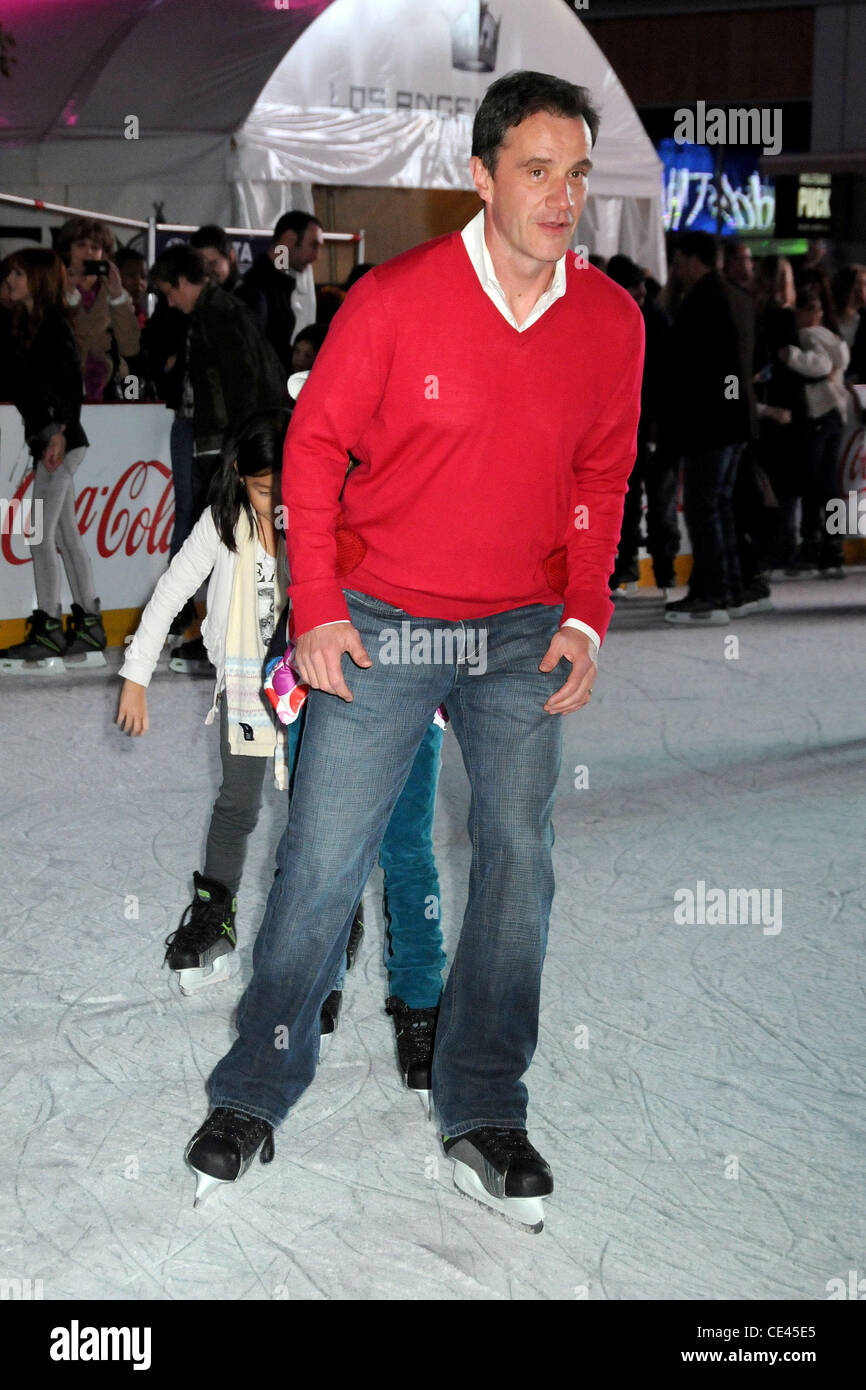 Tim DeKay Disney On Ice presenta 'Vogliamo festeggiare!" tenutasi a L.A. LIVE. Los Angeles, California - 15.12.10 Foto Stock