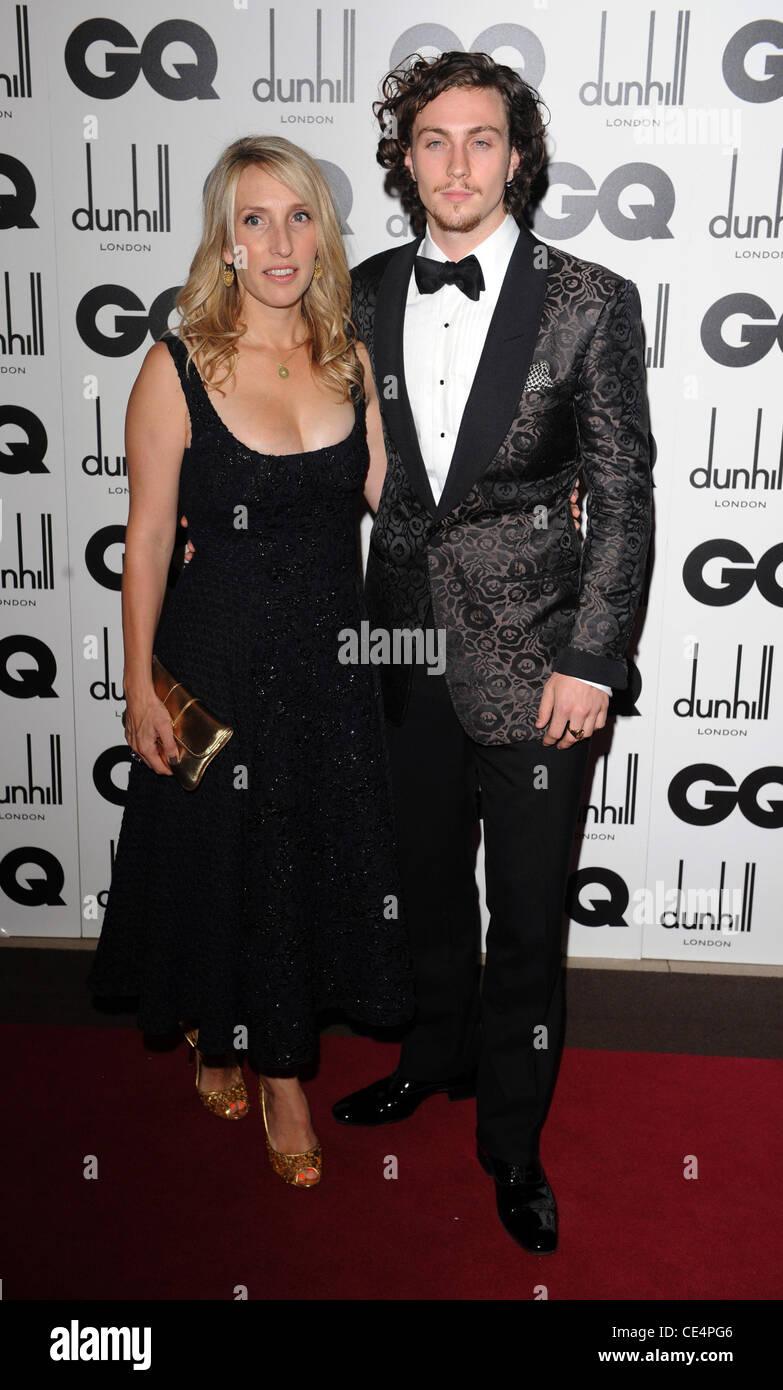 Sam Taylor-Wood e Aaron Johnson GQ Man of the Year Awards tenutosi presso la Royal Opera House - Arrivi all'interno. Londra, Inghilterra - 07.09.10 Foto Stock