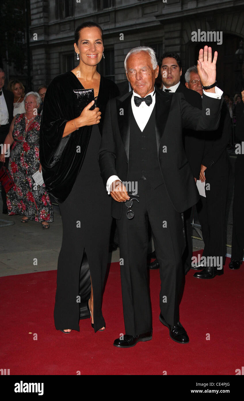 Giorgio Armani con sua moglie Roberta Armani GQ Man of the Year Awards 2010  tenutasi presso la Royal Opera House - Arrivi. Londra, Inghilterra -  07.09.10 Foto stock - Alamy