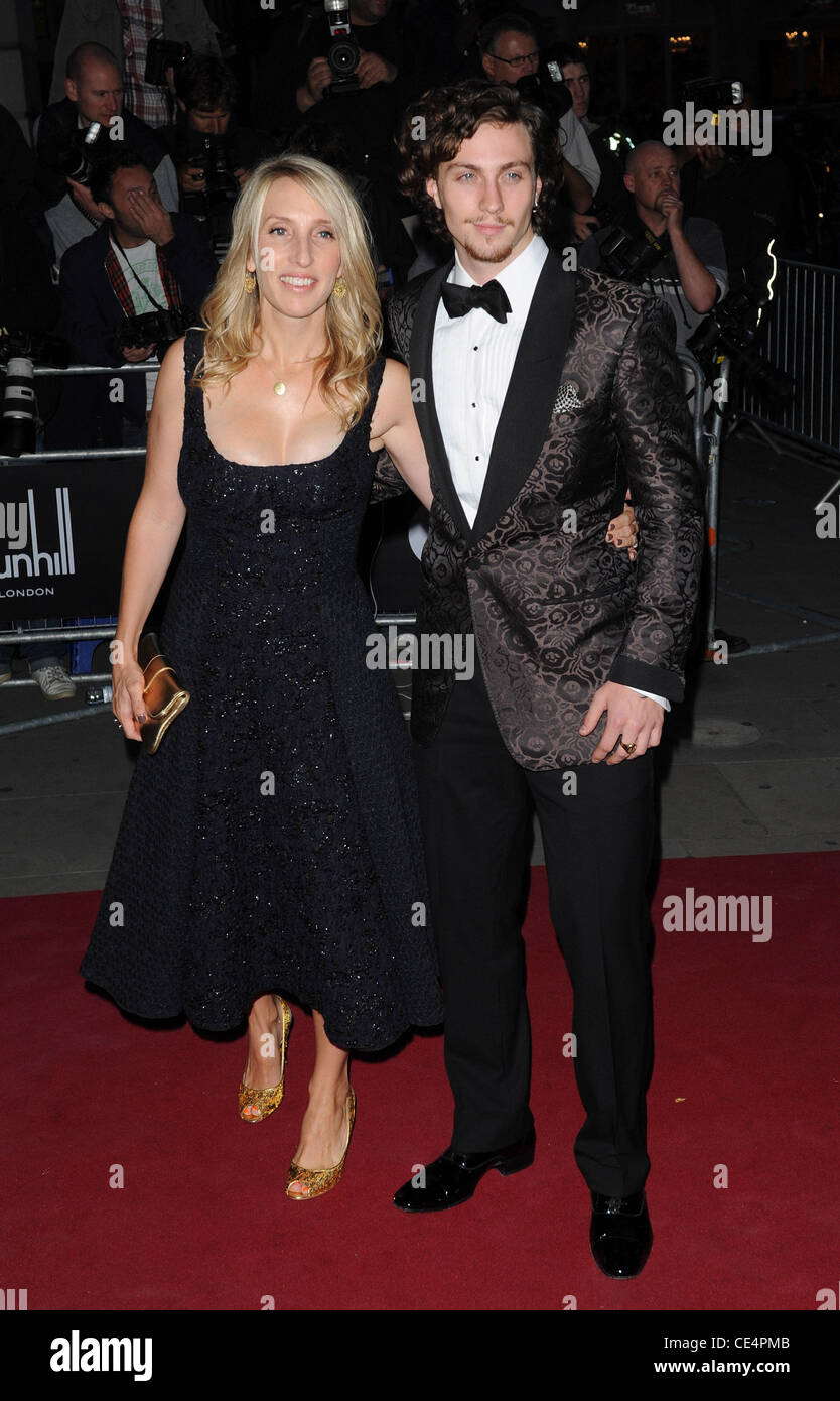 Sam Taylor-Wood e Aaron Johnson GQ Man of the Year Awards tenutosi presso la Royal Opera House - Arrivi. Londra, Inghilterra - 07.09.10 Foto Stock