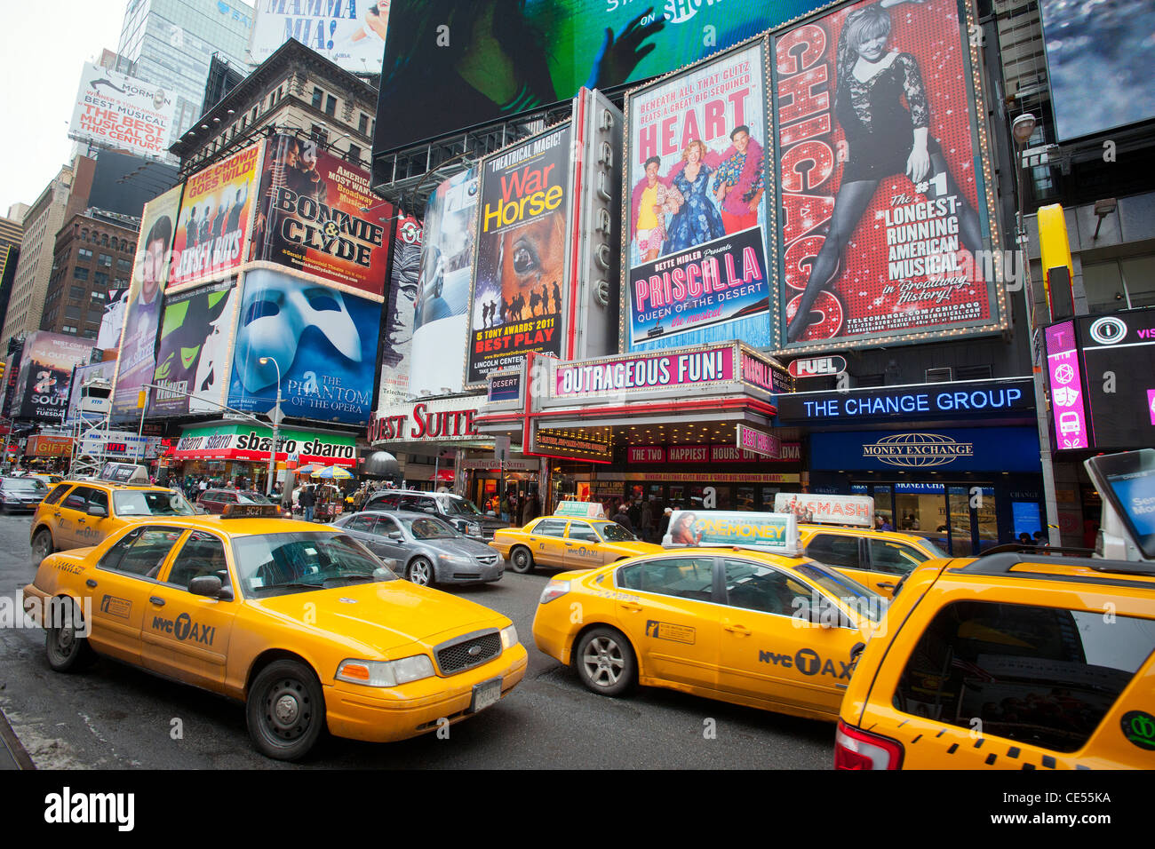 Pubblicità in Times Square a New York per i Teatri di Broadway e musical Foto Stock