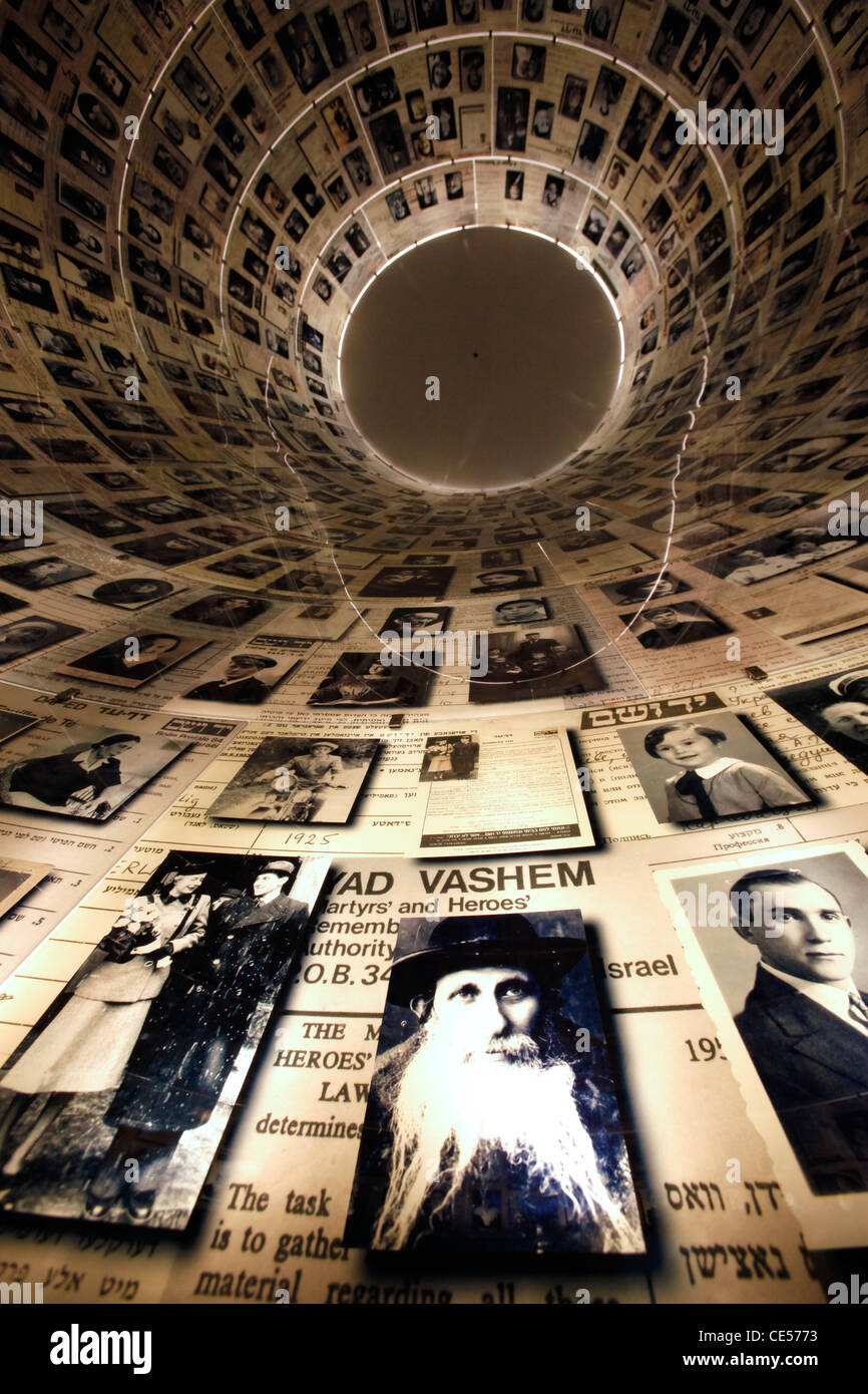 Hall di nomi Popolo ebraico memoriale per ogni ebreo che perirono in Olocausto a Yad Vashem - Museo della Storia di Gerusalemme in Israele Foto Stock